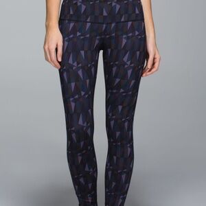 Lululemon Wunder Under 3D Size 4 Full Length Leggings 30” Inseam Purple